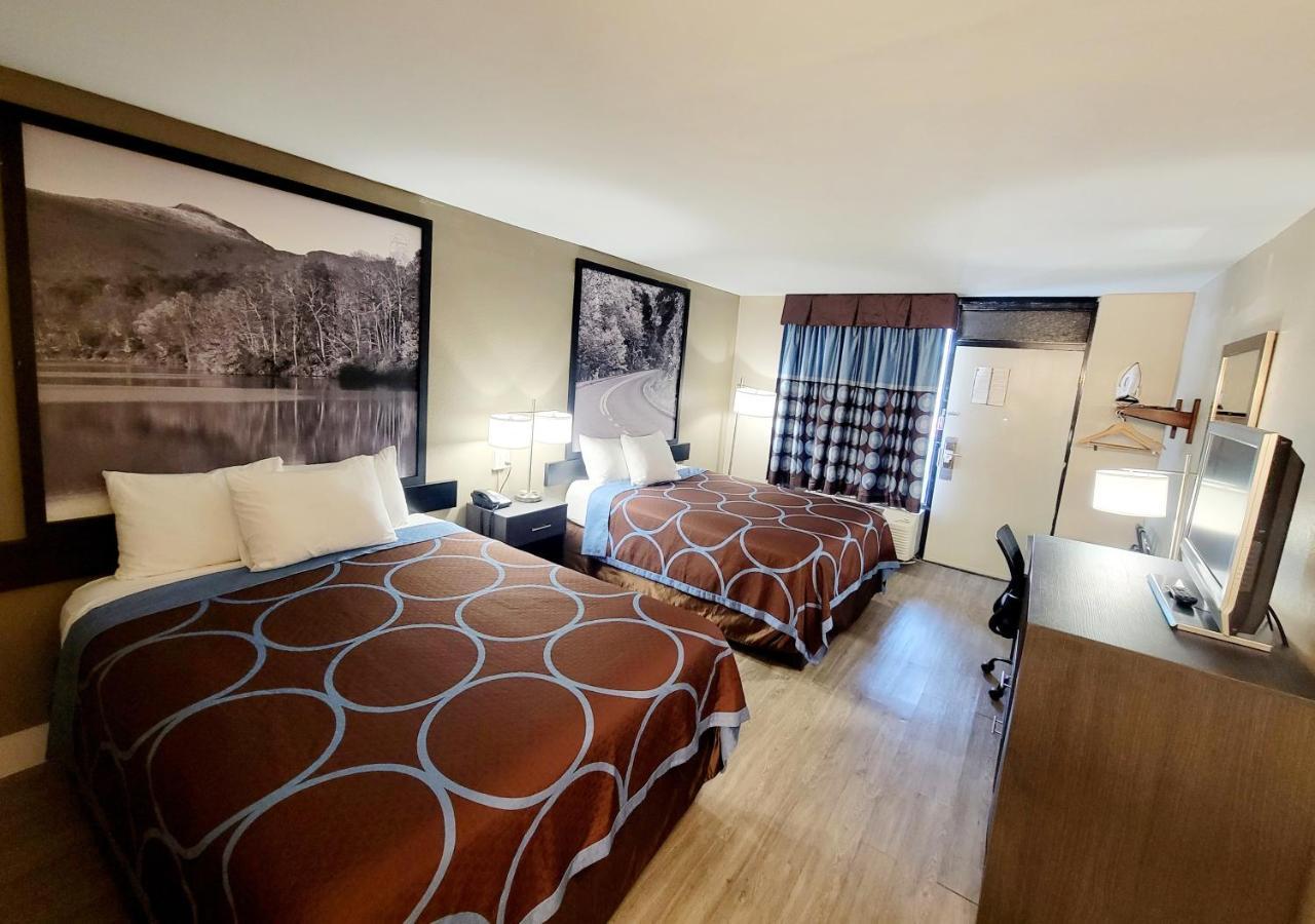 Hotel Super 8 By Wyndham Marion Nc Zewnętrze zdjęcie
